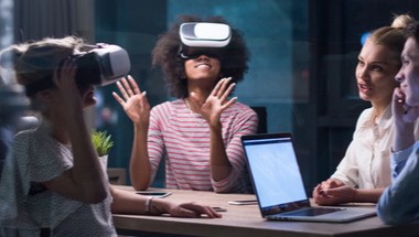 Zdjęcie zawodu Інженерка систем VR