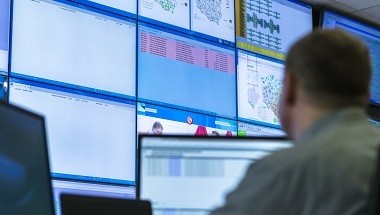 Zdjęcie zawodu Спеціаліст з моніторингу телекомунікаційних мереж